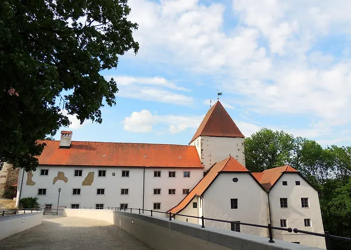 Gästehaus Mälzerei auf Schloss Neuburg am Inn