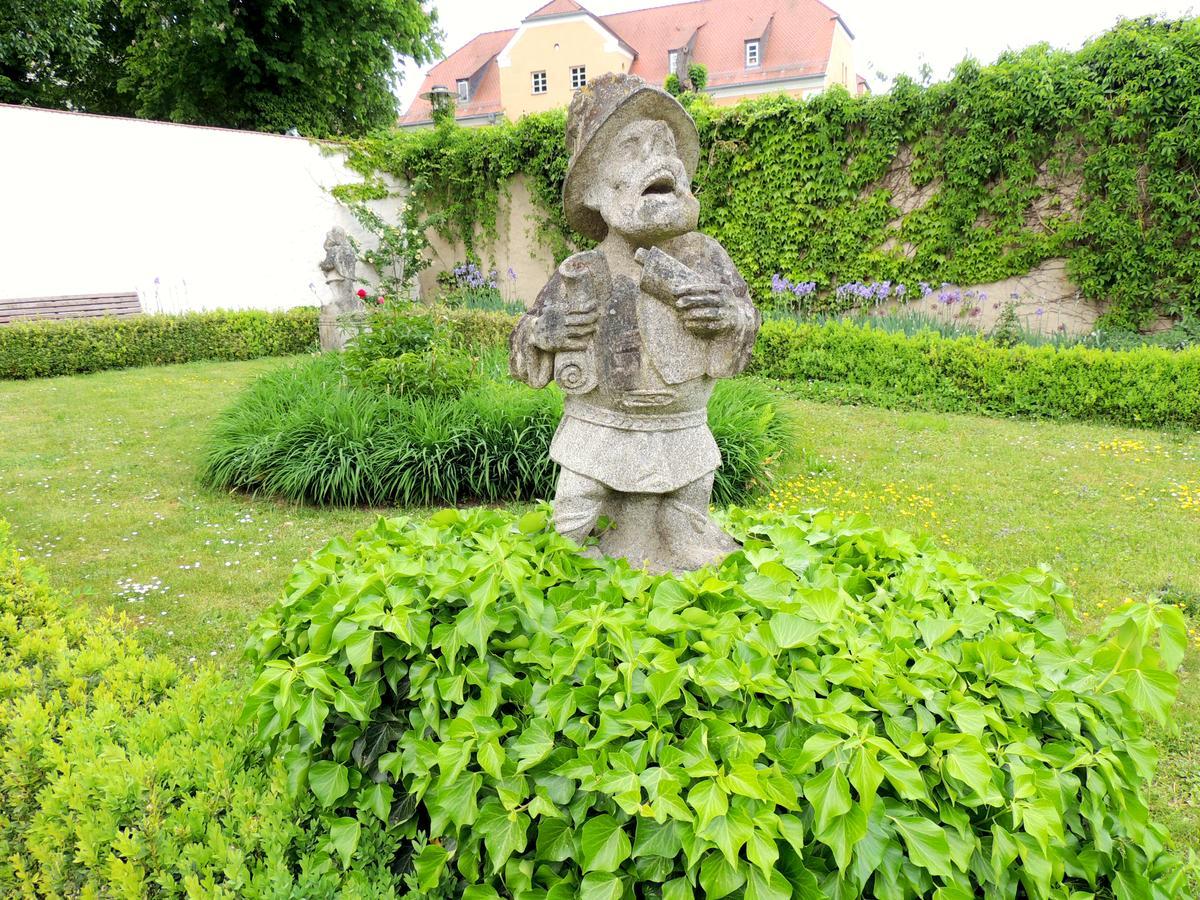Mälzerei Auf Schloss Neuburg Am 3*